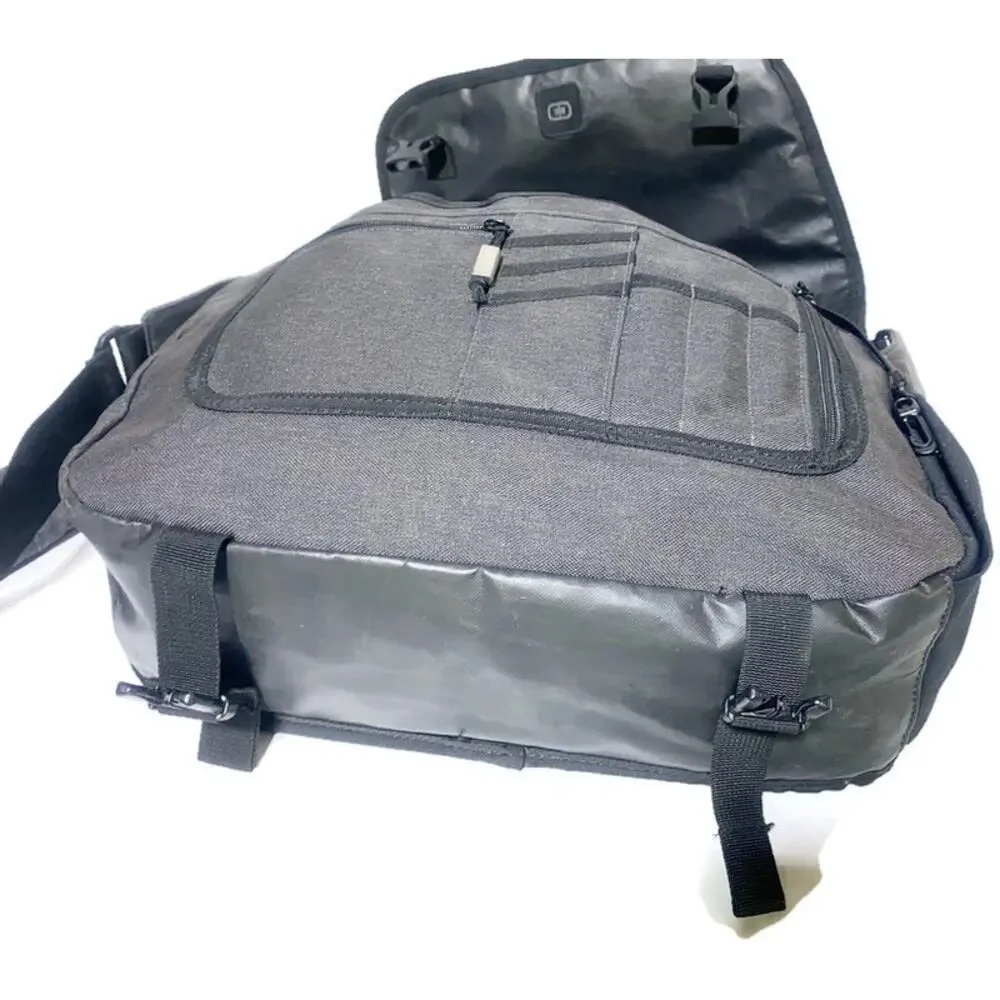 Oglio Laptop Computer Messenger Bag Gray 16 x 11
